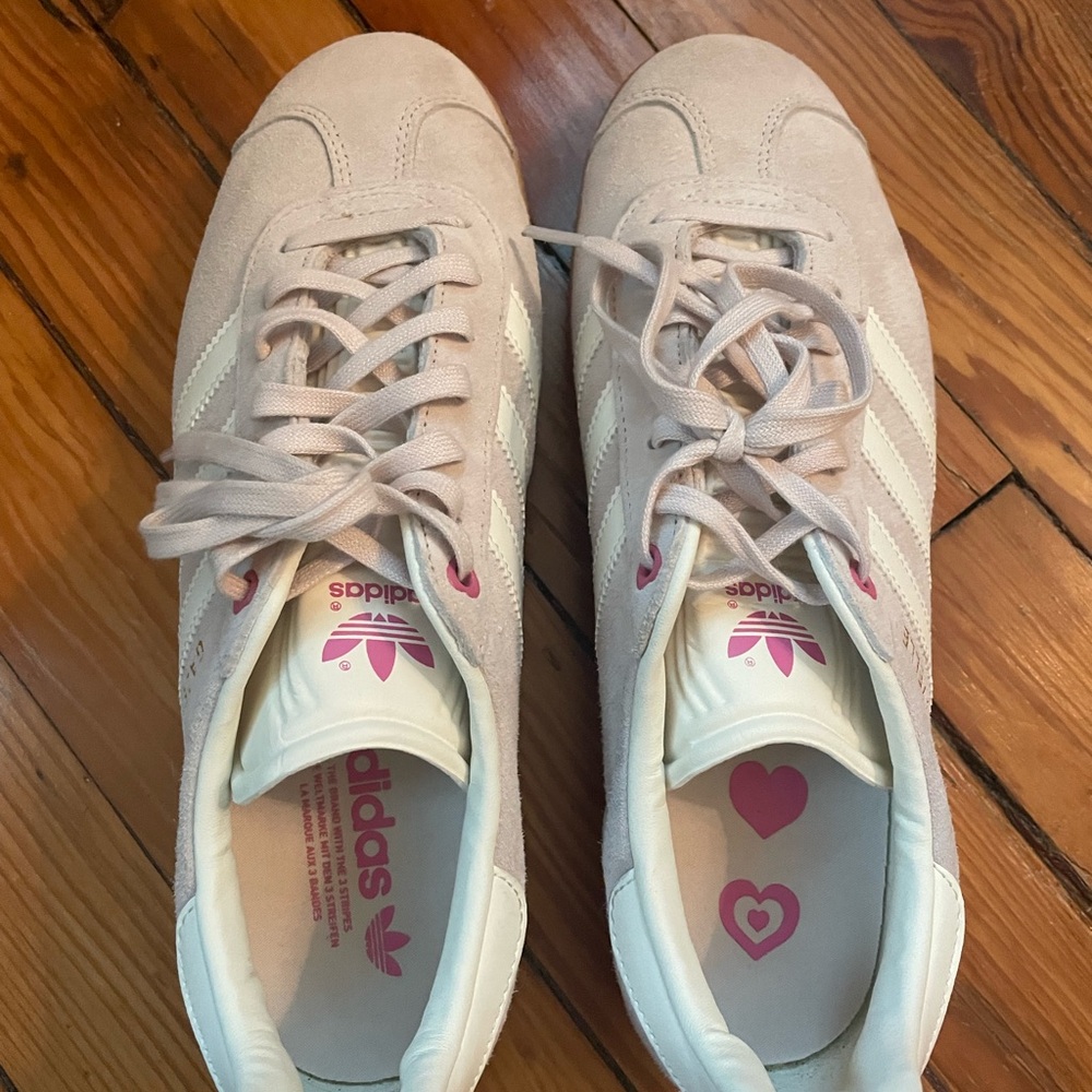 Adidas Gazelle Women's Pink Sneakers